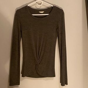 Aeropostale olive long sleeve top size xs